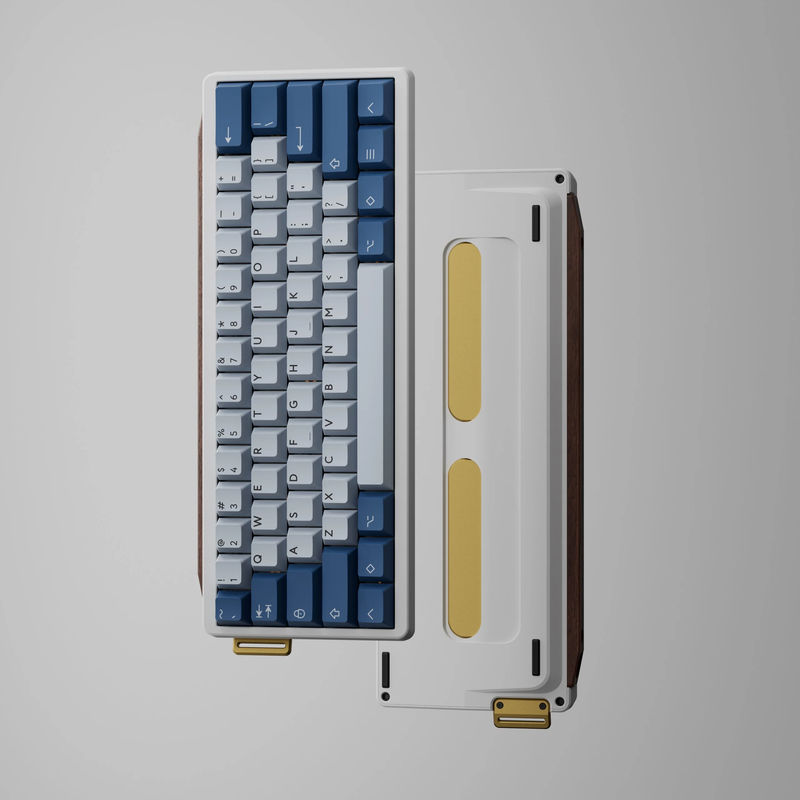 GT-60 Case - Case color:Anodized Silver - Wooden strip:Walnut Strip
