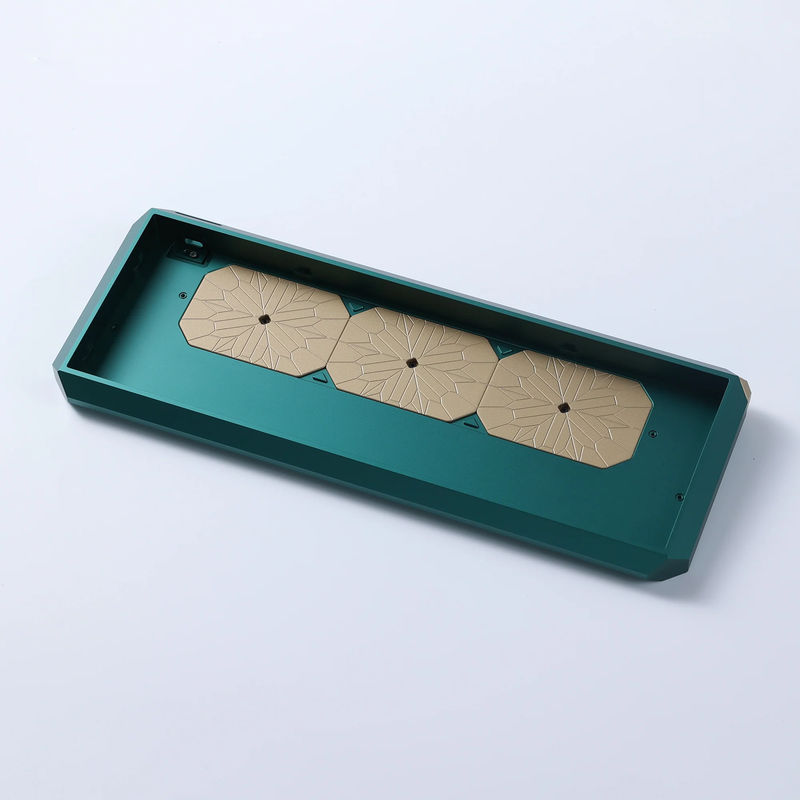 461E Case - Case color:Anodized Pine Green