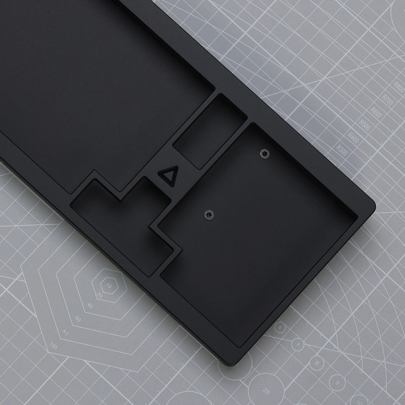 TET - Case:Anodized Black - PVD stainless steel weight (excluding color chips):PVD Black