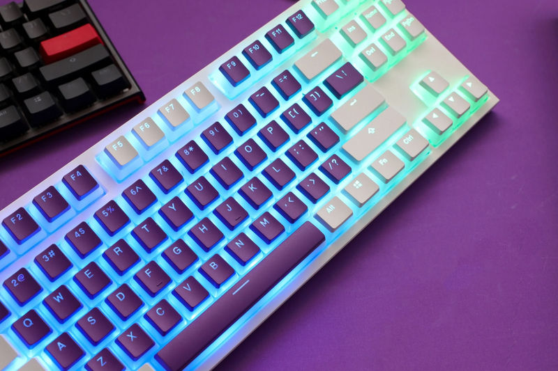 Ducky Purple / White Pudding 87 Key OEM Profile Double Shot PBT Keycap Set