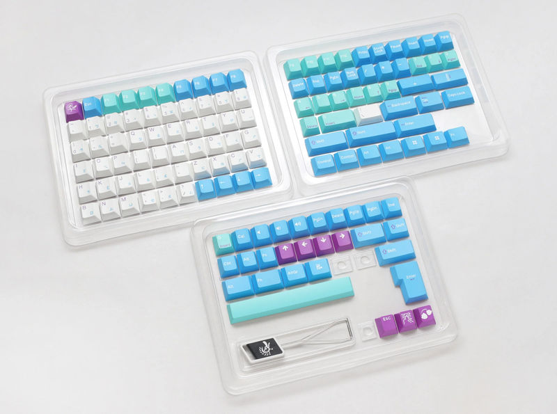 MK x Ducky Frozen Llama 133 Key Cherry Profile Triple Shot PBT Keycap Set
