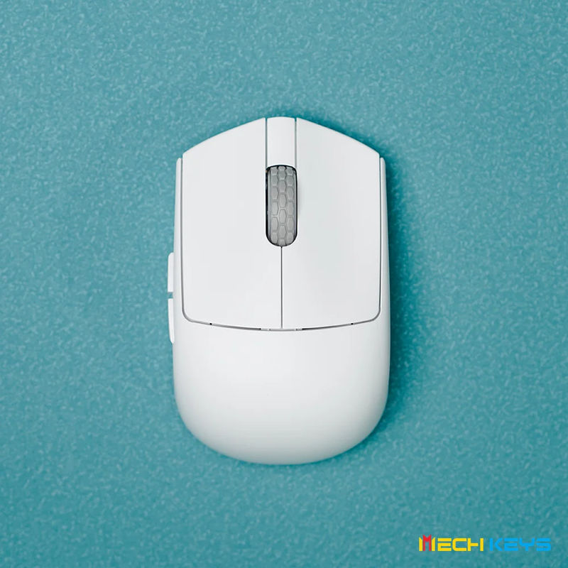 Darmoshark M5 PAW3395 38g 8K Wireless Mouse - Version:M5 White