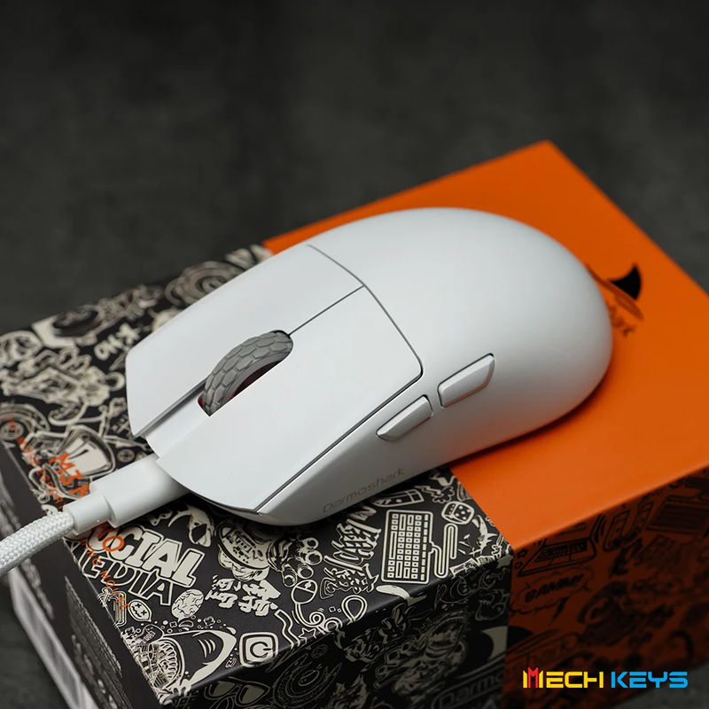 Darmoshark M3 MICRO 42g PAM3395 Gaming Mouse - Version:M3 MICRO White